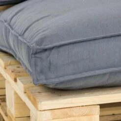 Unique Living Tuinbankkussen Luana Donker Grijs - 120 X 40 Cm 9 Unique Living Tuinbankkussen Luana Donker Grijs - 120 X 40 Cm -Tuinwinkel 1207852823 0103