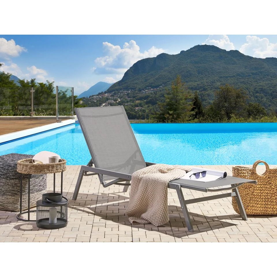 Beliani Tuinligstoel VERNAZZA - Grijs Staal, Textiel 4 Beliani Tuinligstoel VERNAZZA - Grijs Staal, Textiel - Afbeelding 2