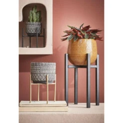 Mica Decorations Plantenstandaard - Verhoger - Zwart - H10 X B8 Cm -Tuinwinkel c6cfcfcd7e5d4d168197254b8c30f24a